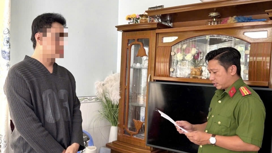 Dựng kịch bản đáo hạn ngân hàng, lừa 20,4 tỷ đồng